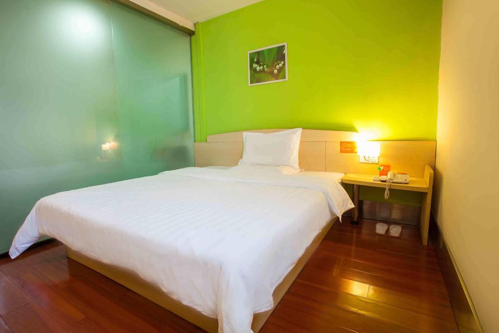 7Days Inn Chengdu Yulin Province Stadium Room photo
