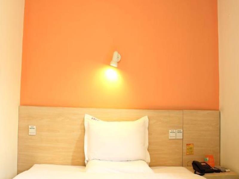 7Days Inn Chengdu Yulin Province Stadium Exterior photo