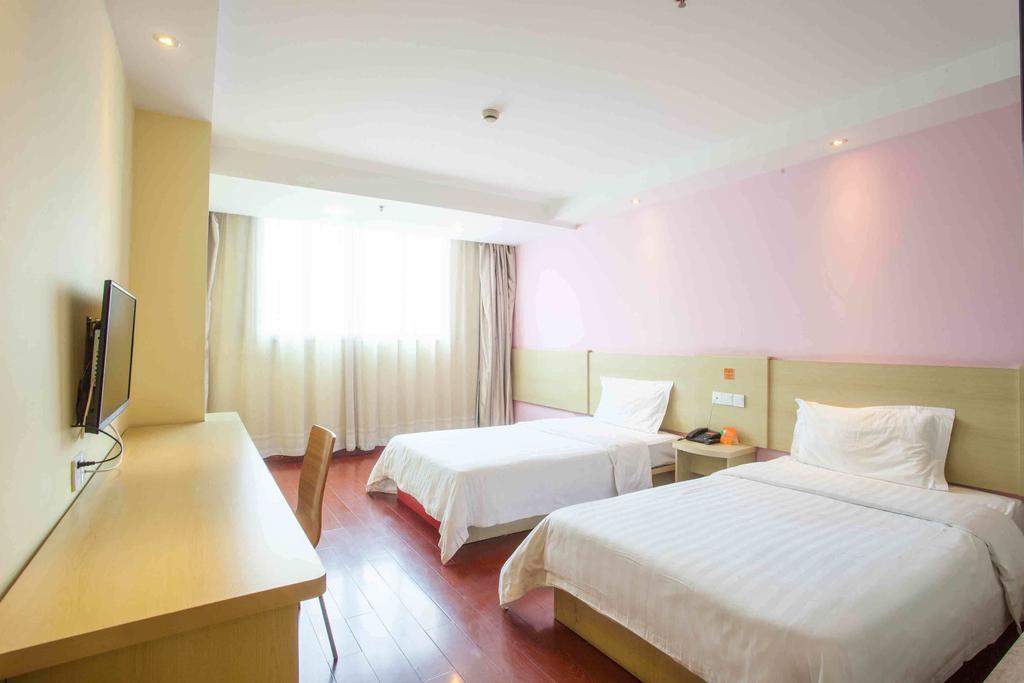 7Days Inn Chengdu Yulin Province Stadium Room photo